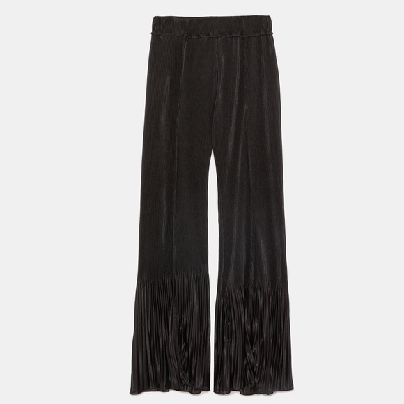 ZARA Black Pleaded Flared Trousers - Picture 3 of 3